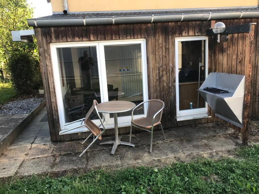 Logement Avec Piscine Brunstatt Екстер'єр фото